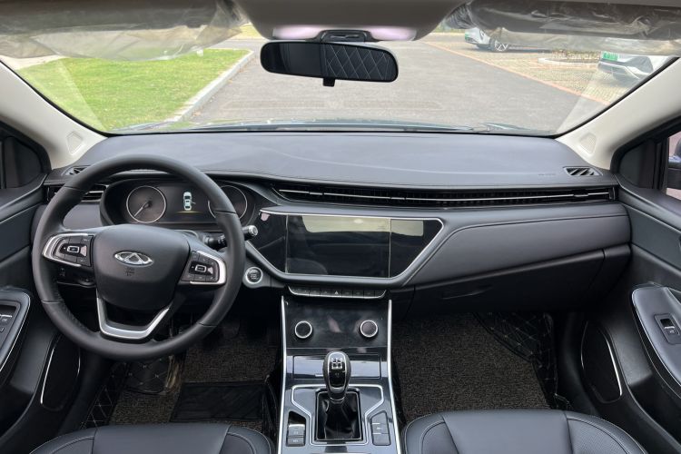 Used Chery Arrizo GX 2018 1.5T Manual Version Emission Standard China V Center Console