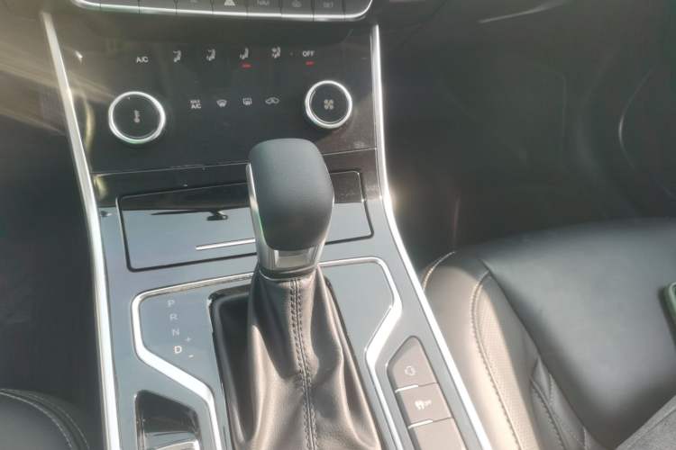 Used Chery Arrizo GX 2018 1.5T CVT Color Version China V Standard Gear Lever