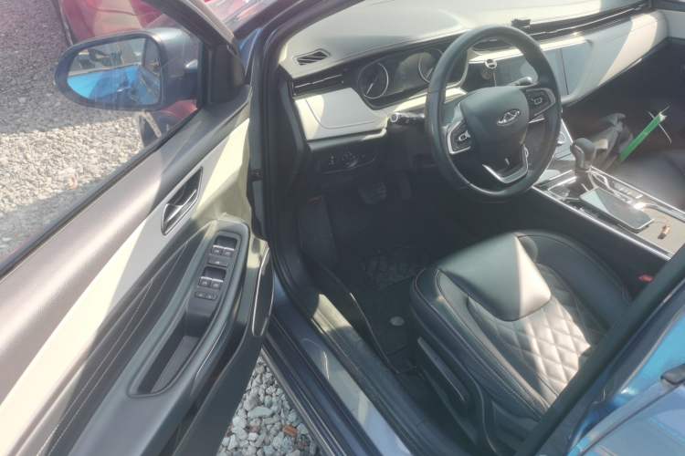 Used Chery Arrizo GX 2018 1.5T CVT Color Version China V Standard Interior 3