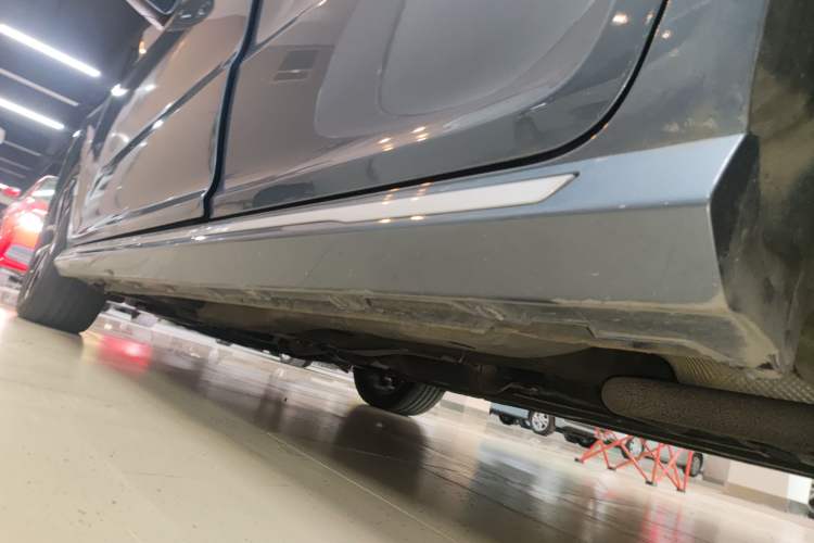 Used Chery Arrizo GX 2018 1.5T CVT Color Version China V Standard Left Side Sill