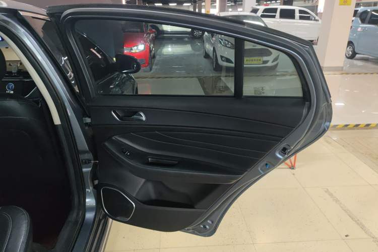 Used Chery Arrizo GX 2018 1.5T CVT Color Version China V Standard Right Rear Door Interior