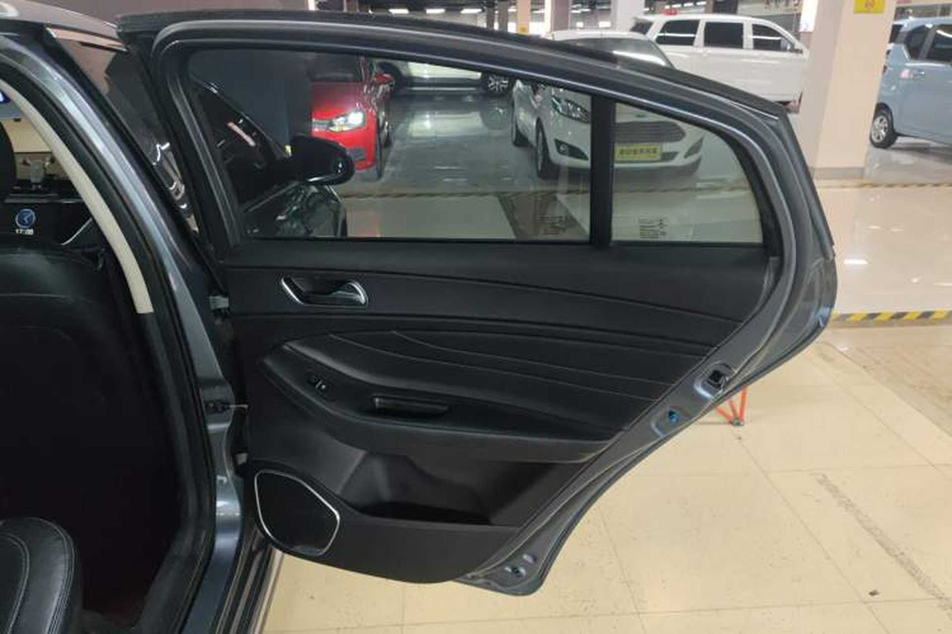 Used Chery Arrizo GX 2018 1.5T CVT Color Version China V Standard Right Rear Door Interior