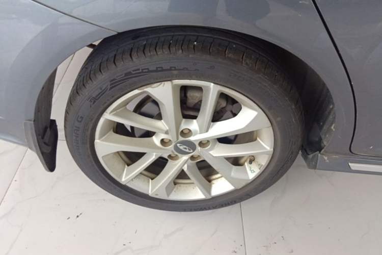 Used Chery Arrizo GX 2018 1.5T CVT Dynamic Color Version China V Standard Right Rear Wheel Hub