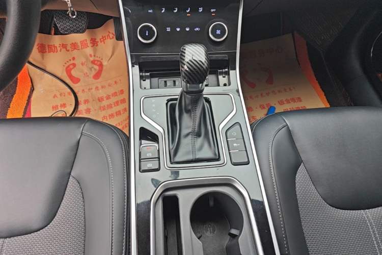 Used Chery Arrizo GX 2018 1.5T CVT Dynamic Color Version China V Standard Gear Lever