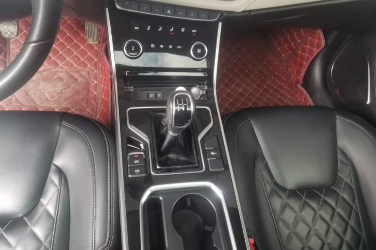 Used Chery Arrizo GX 2018 1.5T Manual Version Emission Standard China V Interior 6