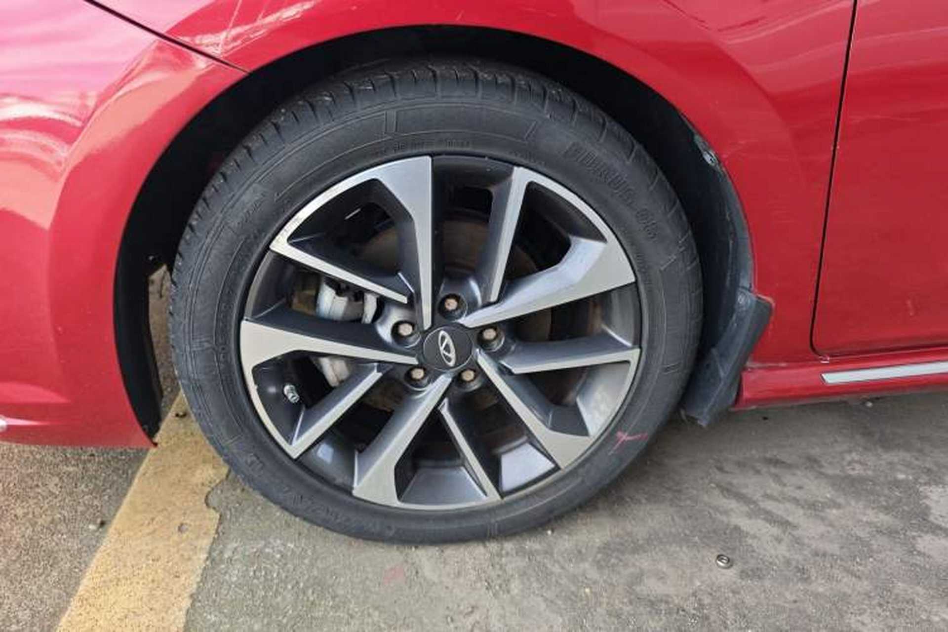 Used Chery Arrizo GX 2018 1.5T CVT Color Version China V Standard Left Front Wheel Hub