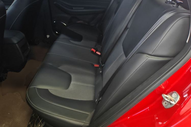 Used Chery Arrizo GX 2018 1.5T CVT Dynamic Color Version China V Standard Left Rear Seat