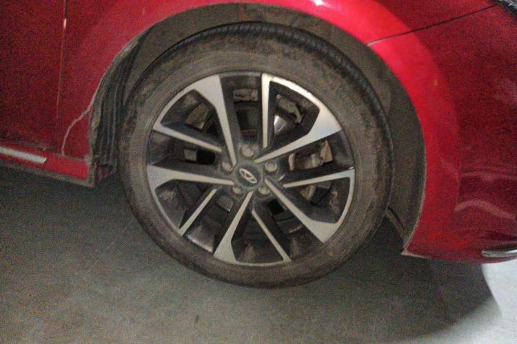 Used Chery Arrizo GX 2018 1.5T CVT Color Version China V Standard Right Front Wheel Hub