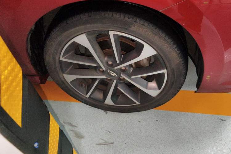 Used Chery Arrizo GX 2018 1.5T CVT Color Version China V Standard Right Front Wheel Hub