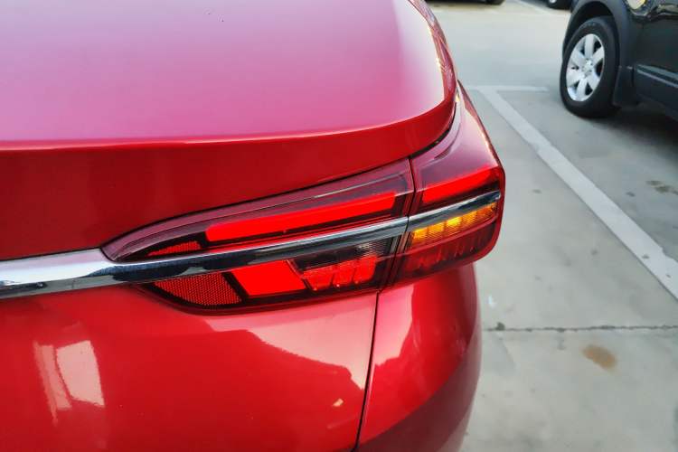 Used Chery Arrizo GX 2018 1.5T CVT Dynamic Color Version China V Standard Right Rear Taillight
