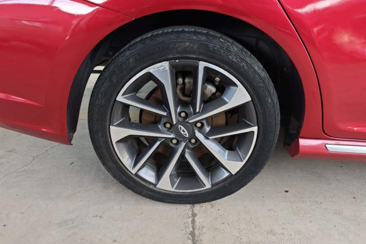 Used Chery Arrizo GX 2018 1.5T CVT Color Version China V Standard Right Rear Wheel Hub