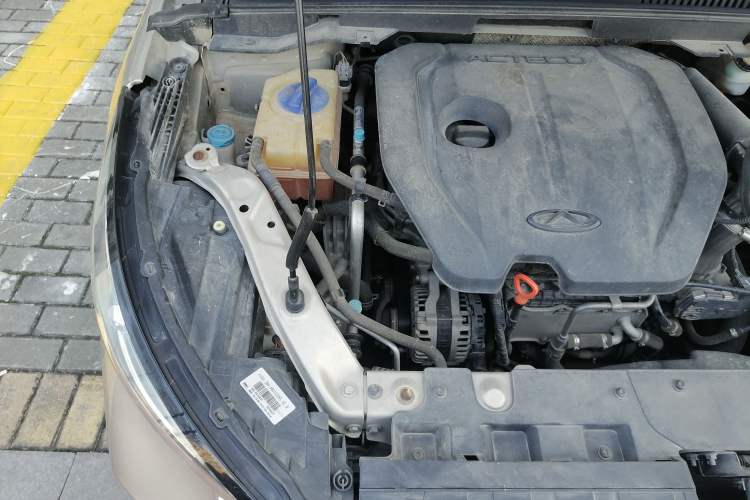 Used Chery Arrizo GX 2018 1.5T CVT Color Version China V Standard Engine Bay Right