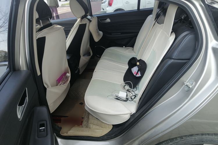Used Chery Arrizo GX 2018 1.5T CVT Color Version China V Standard Left Rear Seat