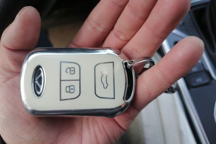 Used Chery Arrizo GX 2018 1.5T CVT Color Version China V Standard Vehicle Key