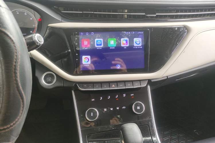 Used Chery Arrizo GX 2018 1.5T CVT Color Version China V Standard Audio And AC Panel
