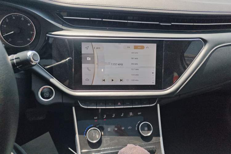 Used Chery Arrizo GX 2018 1.5T CVT Color Version China V Standard Audio And AC Panel