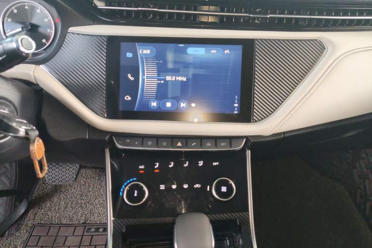 Used Chery Arrizo GX 2018 1.5T CVT Dynamic Color Version China V Standard Audio And AC Panel