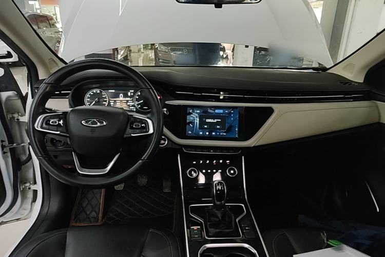Used Chery Arrizo GX 2018 1.5T Manual Version Emission Standard China V Center Console
