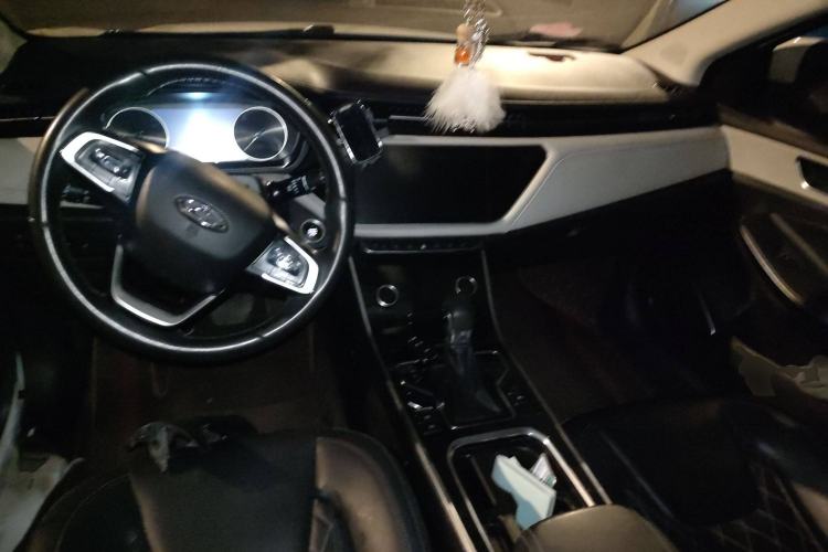 Used Chery Arrizo GX 2018 1.5T CVT Color Version China V Standard Center Console