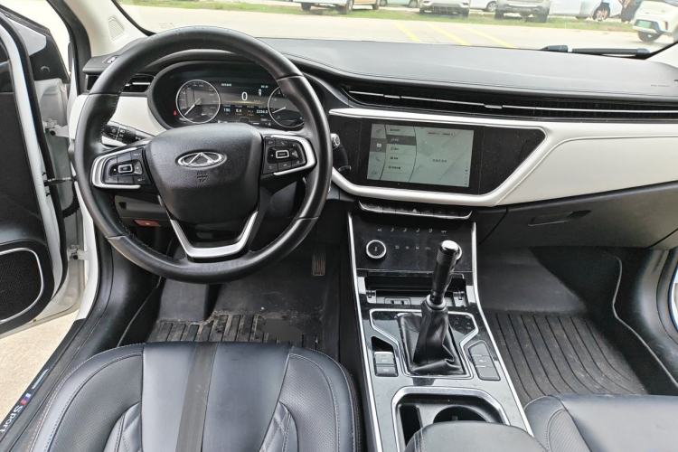 Used Chery Arrizo GX 2018 1.5T Manual Version Emission Standard China V Center Console