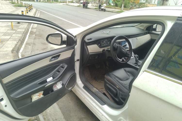 Used Chery Arrizo GX 2018 1.5T CVT Smart Color Edition China V Standard Driver Seat
