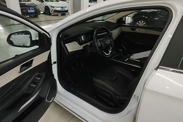 Used Chery Arrizo GX 2018 1.5T Manual Version Emission Standard China V Driver Seat