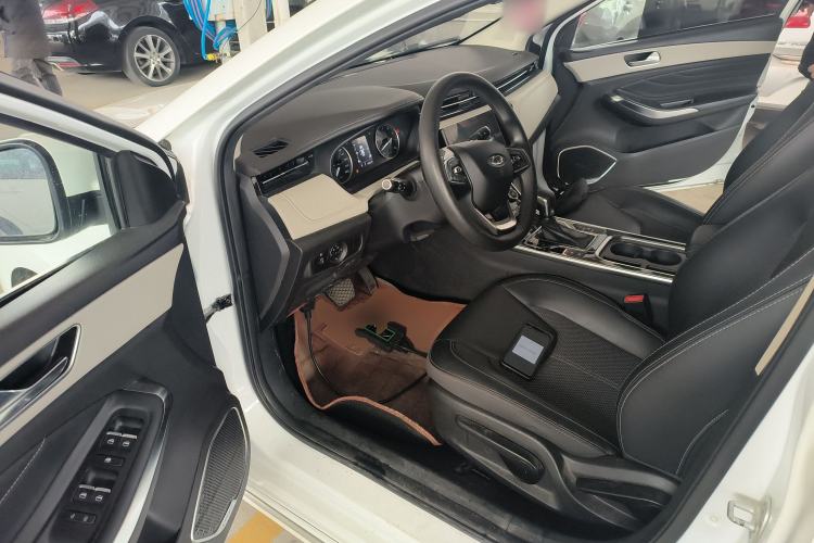 Used Chery Arrizo GX 2018 1.5T CVT Dynamic Color Version China V Standard Driver Seat
