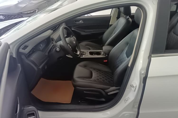 Used Chery Arrizo GX 2018 1.5T CVT Color Version China V Standard Driver Seat