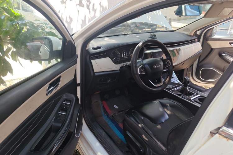 Used Chery Arrizo GX 2018 1.5T Manual Sport Edition China V Standard Driver Seat