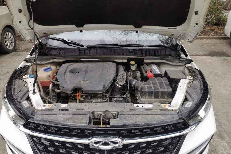 Used Chery Arrizo GX 2018 1.5T CVT Color Version China V Standard Engine Bay