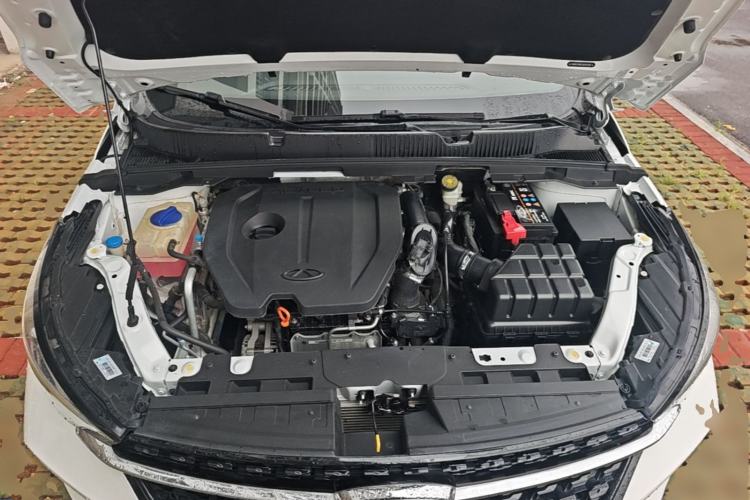 Used Chery Arrizo GX 2018 1.5T CVT Dynamic Color Version China V Standard Engine Bay