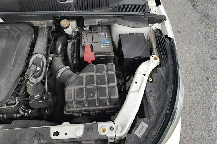 Used Chery Arrizo GX 2018 1.5T CVT Color Version China V Standard Engine Bay Left