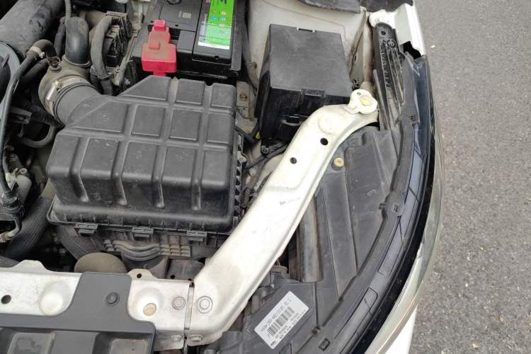 Used Chery Arrizo GX 2018 1.5T Manual Version Emission Standard China V Engine Bay Left