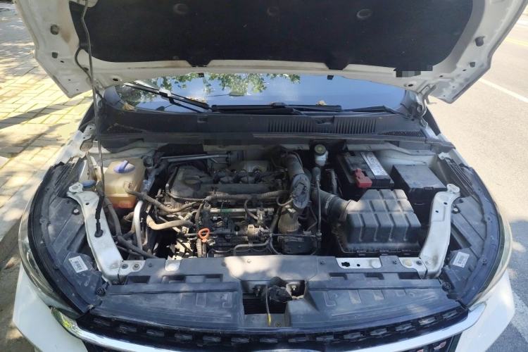 Used Chery Arrizo GX 2018 1.5T CVT Color Version China V Standard Engine Bay