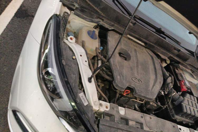 Used Chery Arrizo GX 2018 1.5T CVT Color Version China V Standard Engine Bay Right