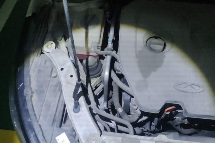 Used Chery Arrizo GX 2018 1.5T Manual Version Emission Standard China V Engine Bay Right
