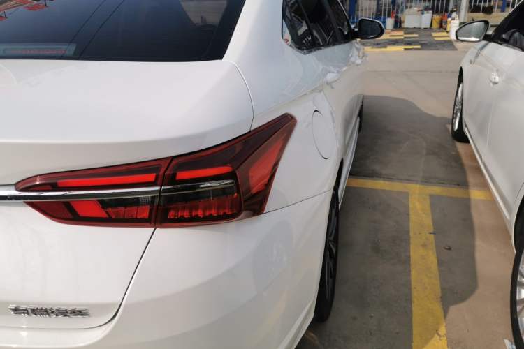 Used Chery Arrizo GX 2018 1.5T Manual Version Emission Standard China V Exterior 3