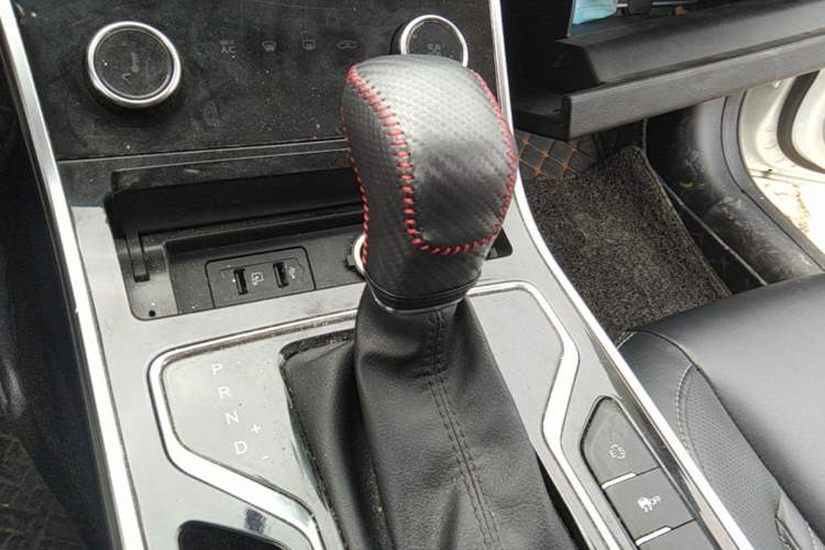 Used Chery Arrizo GX 2018 1.5T CVT Color Version China V Standard Gear Lever