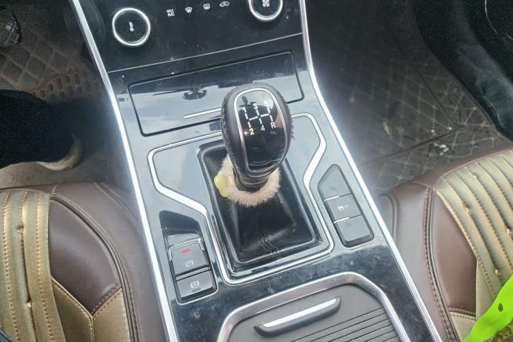 Used Chery Arrizo GX 2018 1.5T Manual Version Emission Standard China V Gear Lever