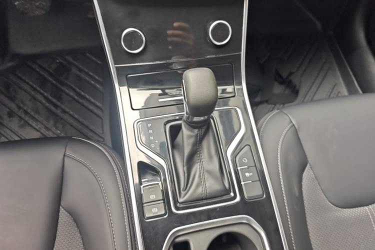 Used Chery Arrizo GX 2018 1.5T CVT Dynamic Color Version China V Standard Gear Lever