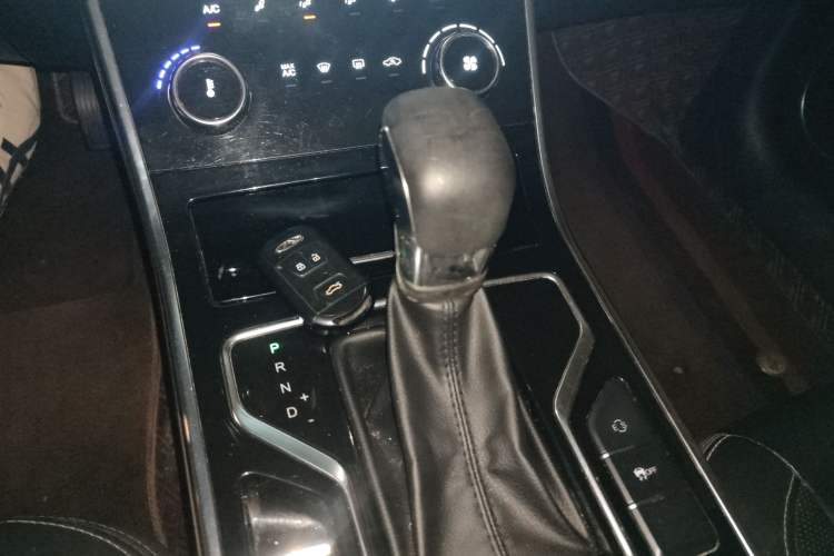 Used Chery Arrizo GX 2018 1.5T CVT Color Version China V Standard Gear Lever