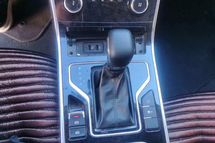 Used Chery Arrizo GX 2018 1.5T CVT Dynamic Color Version China V Standard Gear Lever