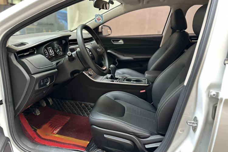 Used Chery Arrizo GX 2018 1.5T Manual Sport Edition China V Standard Interior 2
