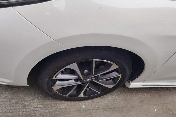 Used Chery Arrizo GX 2018 1.5T Manual Version Emission Standard China V Left Front Wheel Hub