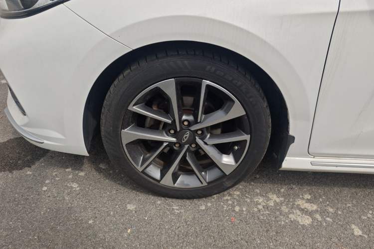 Used Chery Arrizo GX 2018 1.5T CVT Color Version China V Standard Left Front Wheel Hub
