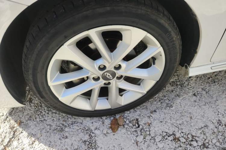 Used Chery Arrizo GX 2018 1.5T Manual Sport Edition China V Standard Left Front Wheel Hub