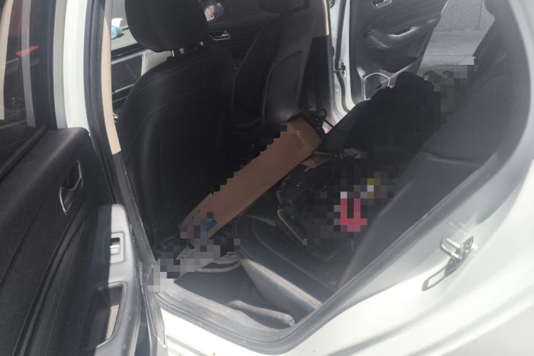 Used Chery Arrizo GX 2018 1.5T CVT Color Version China V Standard Left Rear Seat