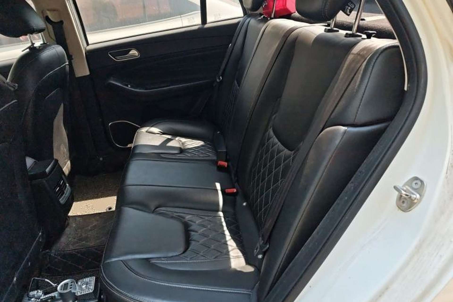Used Chery Arrizo GX 2018 1.5T Manual Version Emission Standard China V Left Rear Seat