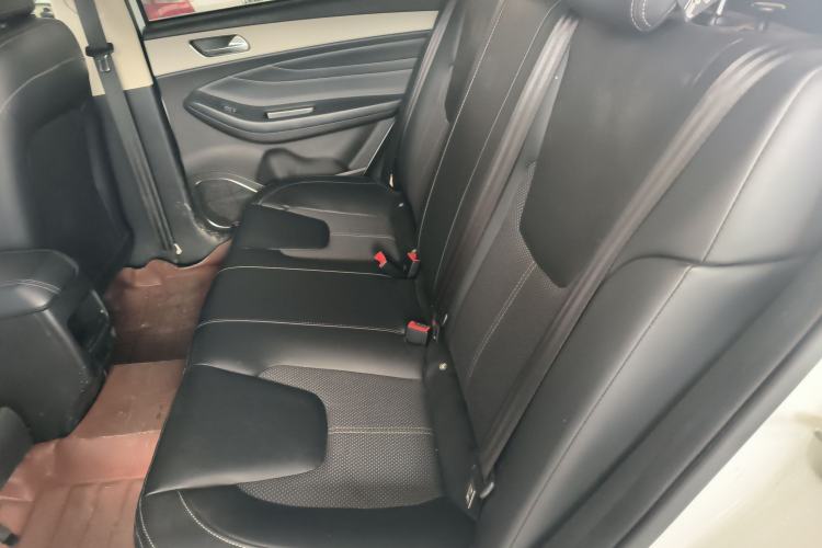 Used Chery Arrizo GX 2018 1.5T CVT Dynamic Color Version China V Standard Left Rear Seat