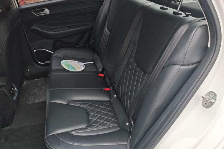 Used Chery Arrizo GX 2018 1.5T CVT Color Version China V Standard Left Rear Seat